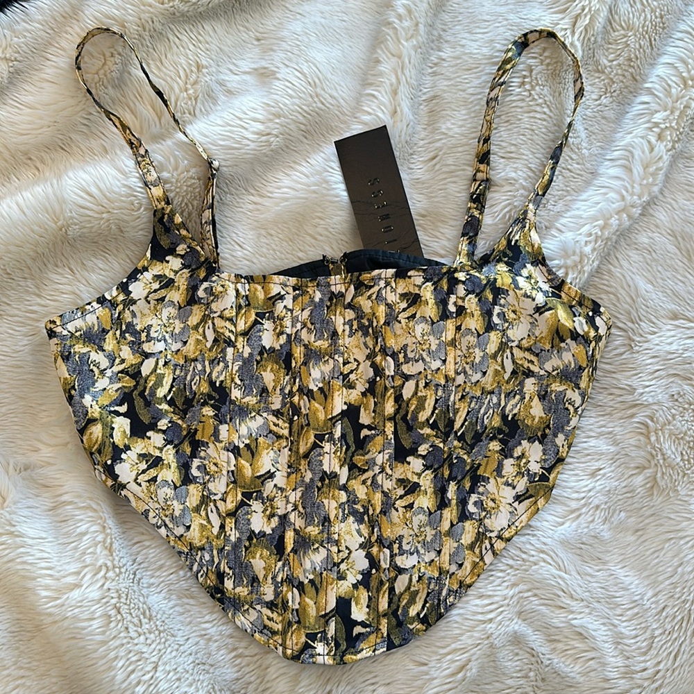 NWT lioness corset top